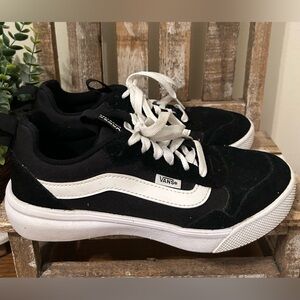 Vans Range EXP Low-Top Sneakers Women’s Size 6